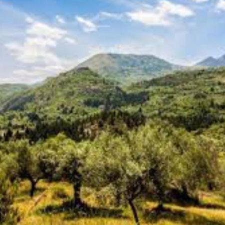 Mystras Inn Екстер'єр фото