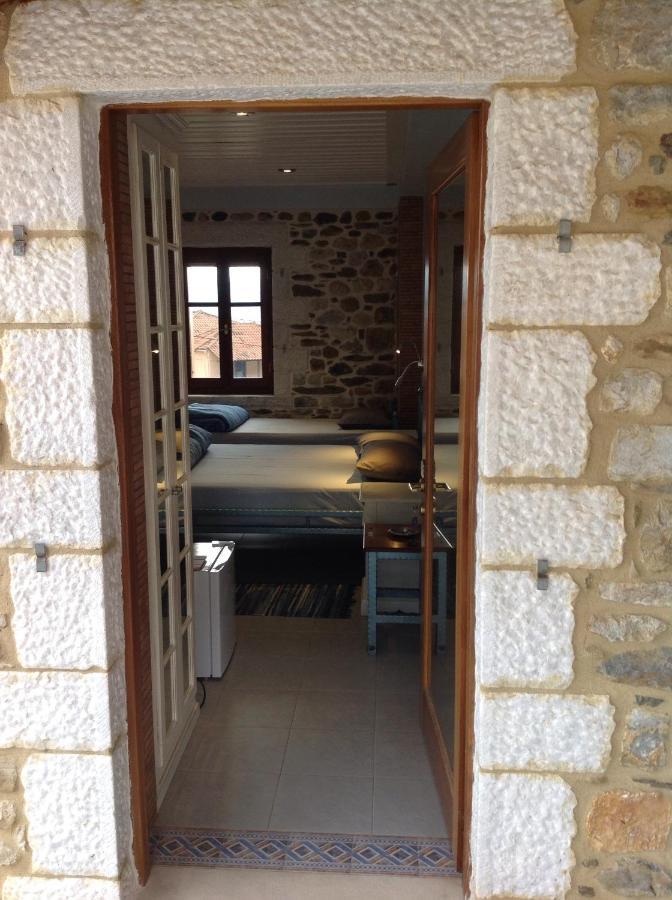 Mystras Inn Екстер'єр фото