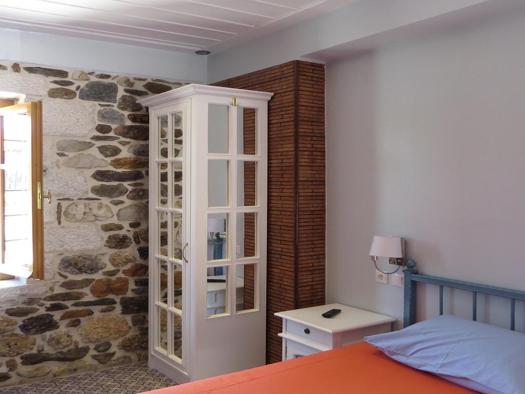 Mystras Inn Екстер'єр фото