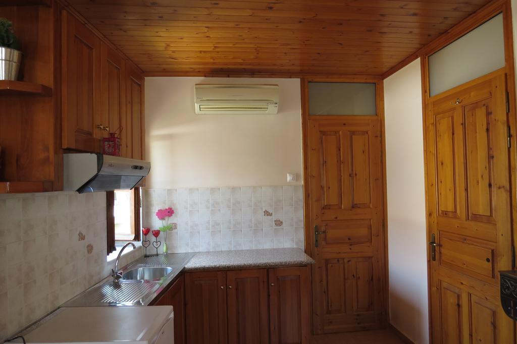 Mystras Inn Екстер'єр фото