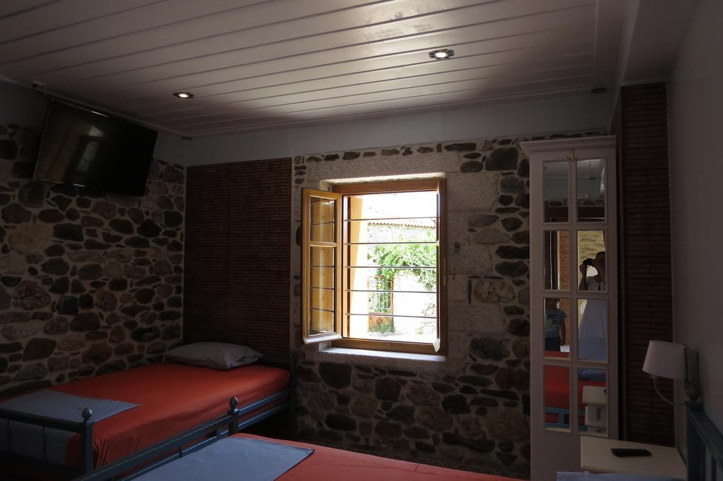 Mystras Inn Екстер'єр фото